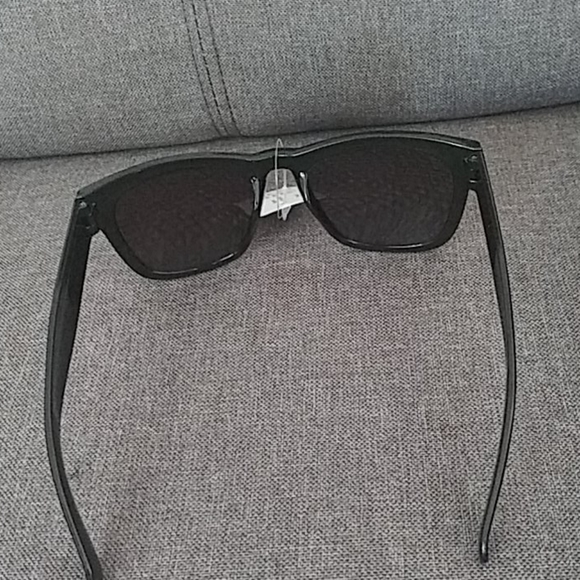 Ladies Sunglasses - Picture 2 of 2